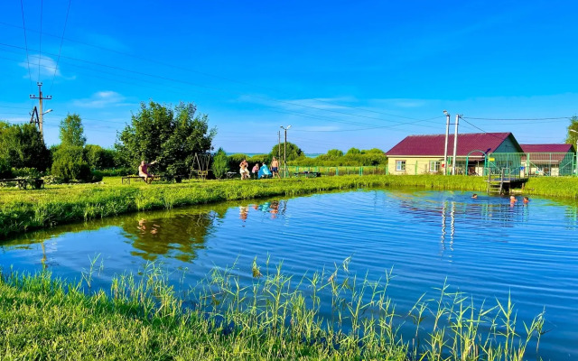 Na Beregu Ozera Plescheevo 57b Private house