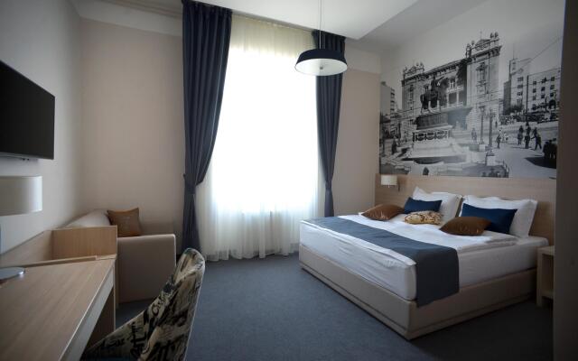 Ночлег и завтрак (B&B) Five Points Square - City Center