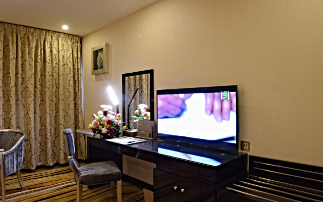 Отель Garden Plaza