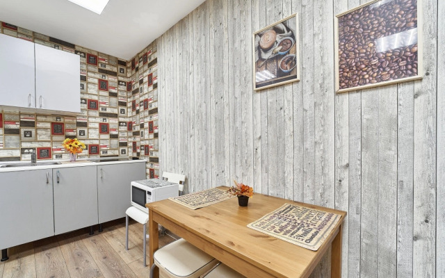 Dvuhkomnatnye ryadom s parkom SHvejcariya Apartments