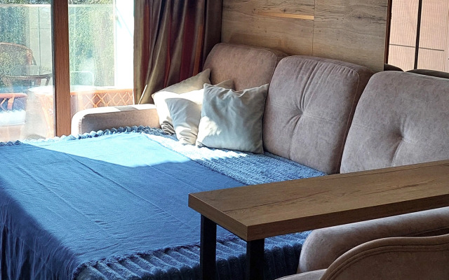 Апартаменты Морская ривьера у бассейна