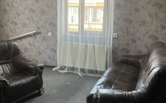 Butik-otel'  Eight
