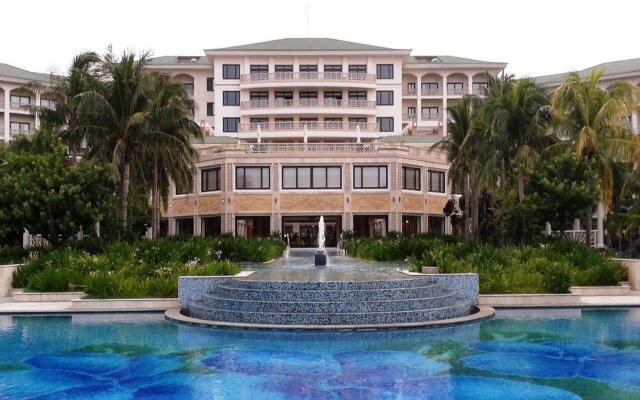 Olalani Resort  Hotel And Condotel