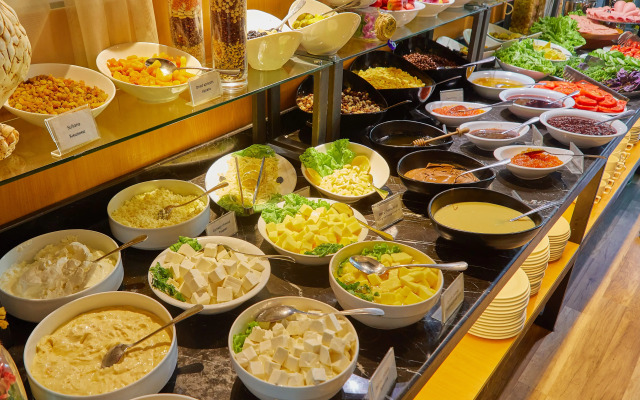 Отель Salam Baku SBH