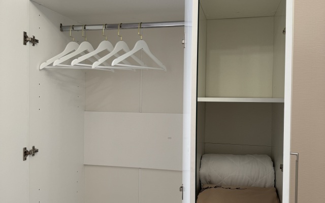 Solnechnaya U Naberezhnoy Nevy Flat