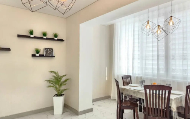 Апартаменты Люкс на Ромашке