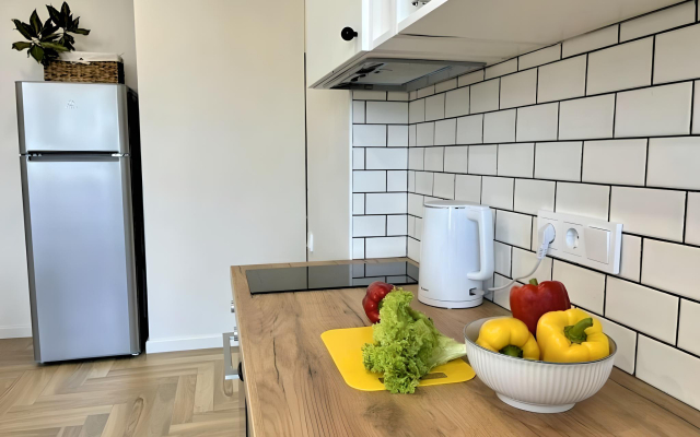 Na Ulitse Akatsiy 34k5 Apartments