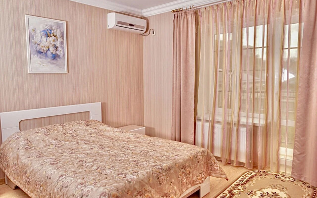 Отель Акварель