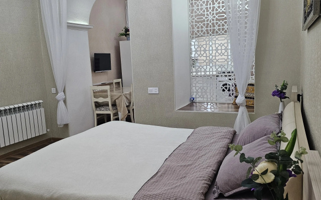 Na Prospekte Azadlyg 13 Flat