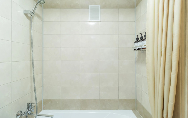 Na Ulitse Nadezhdy Suslovoy, 13 Flat