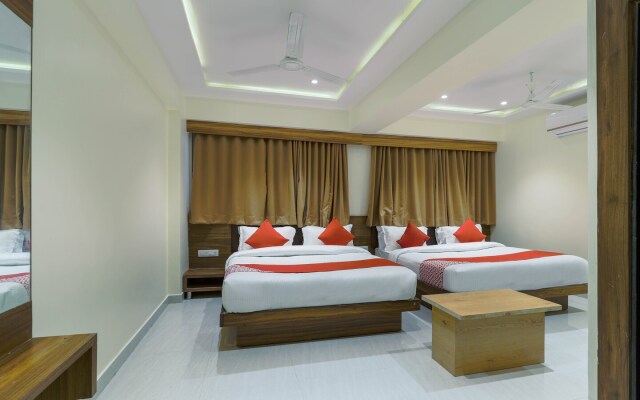 Rose Gold Hotel
