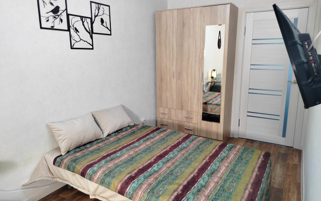 U Dubovoy roschi Petra I Flat