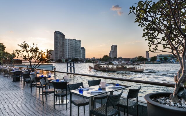 Chatrium Riverside Bangkok Hotel