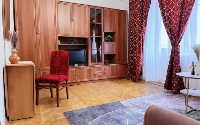 Квартира Двухкомнатная Natali Apart на метро Варшавская