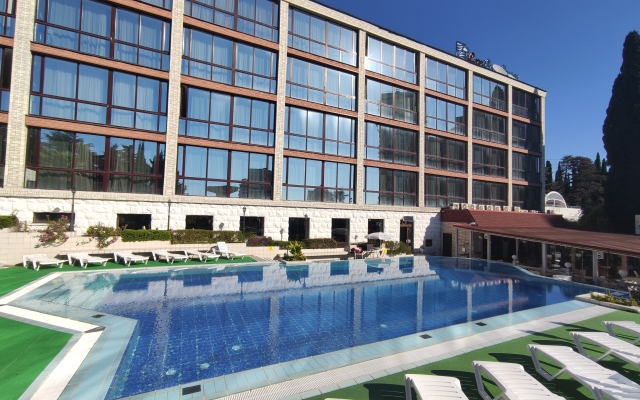 Sochi Breeze Spa Hotel