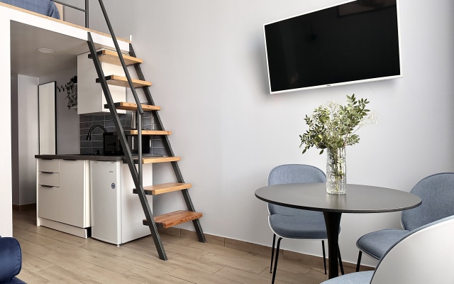 Uroom Na Pervomayskoy Apart Hotel