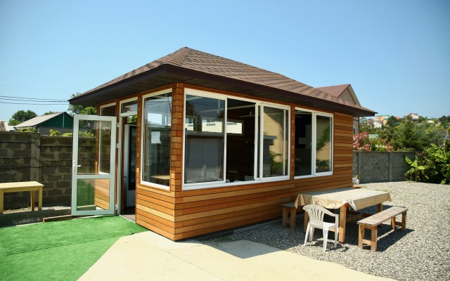 TK's House Guest House