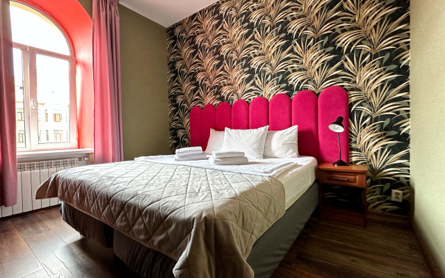 Меблированные комнаты Laika на Грибоедова