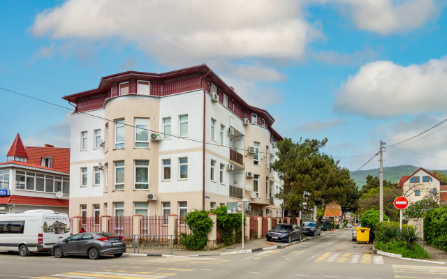 Апартаменты Трехкомнатные на Первомайская 23