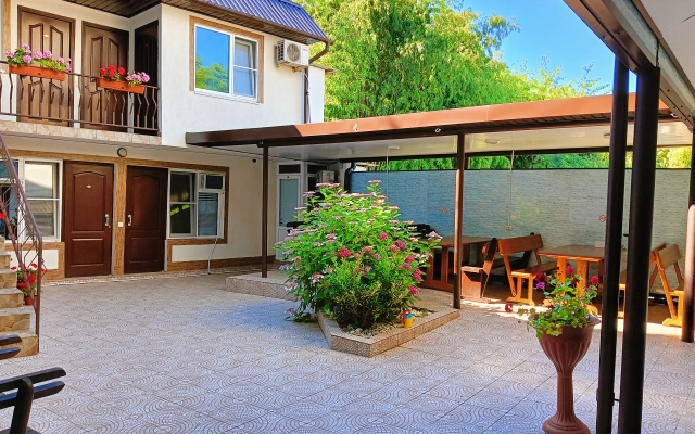 Solnechnoye Vardane Guest House