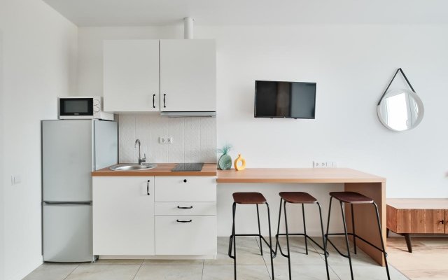 Morent s dizaynerskim remontom v ZHK «Frukty» Apartments