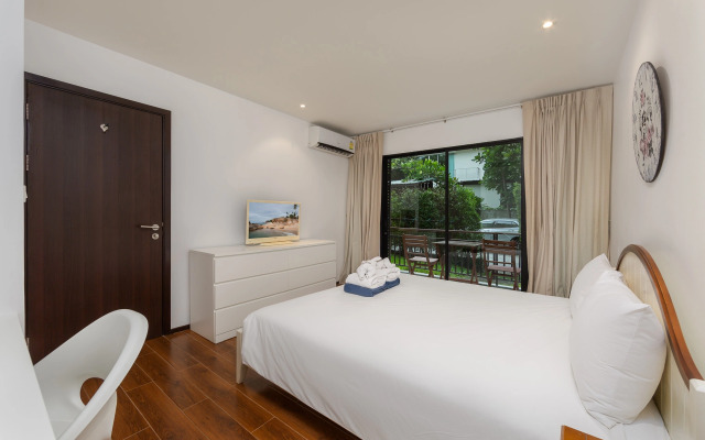 Апартаменты Suite Sangir Rawai Beachfront Title Condo