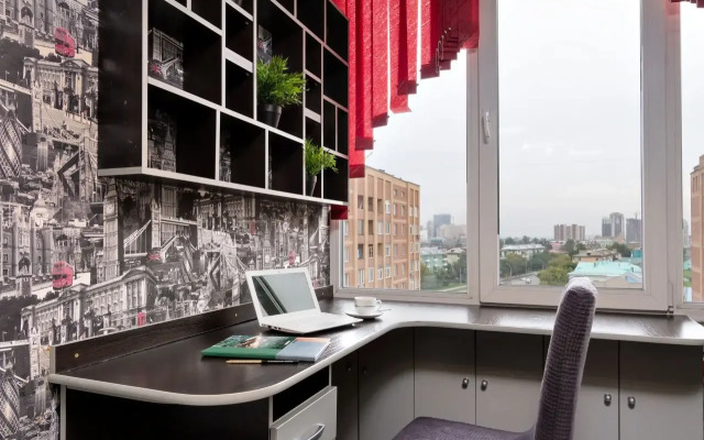Na Vladimirovskoy 21 Flat
