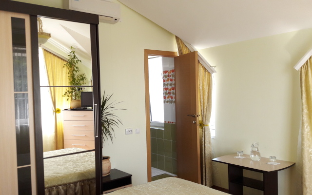 Solnechnyi Guest House