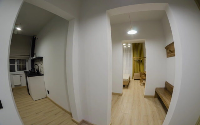 7 Apartments