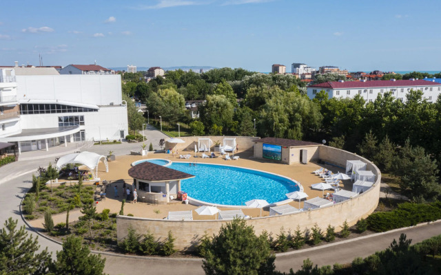 Volleygrad Sports & Health Resort Hotel
