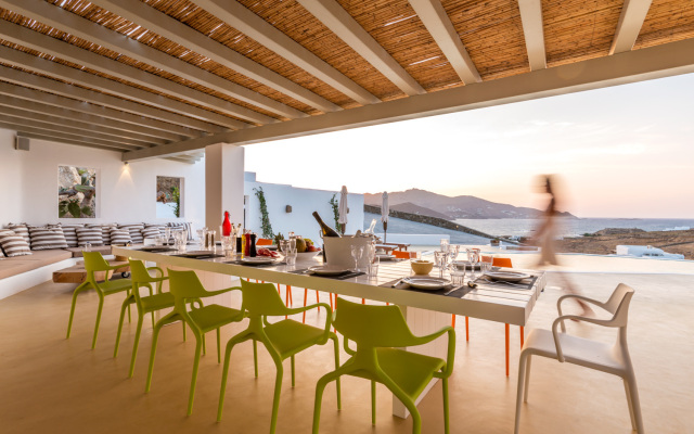Le GrandMykonos Villa