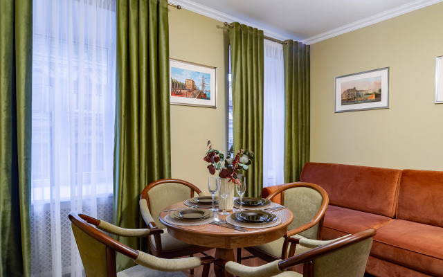 Квартира классическая евро-двухкомнатная на Столярном переулке