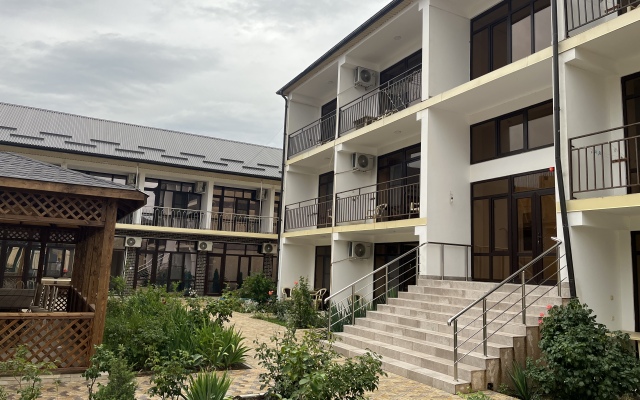 Turist Guest house