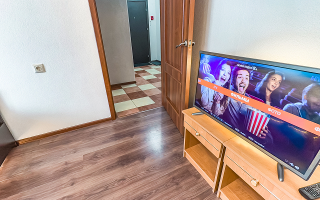 S zaseleniyem Lutshiy servis Posutochno50 Apartments