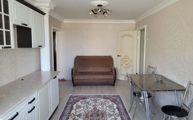 V Tsentre Derbenta Apartments