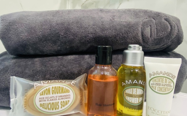 Lyuks Apartamenty Zhk Sirius V Tsentre Almaty Apartments