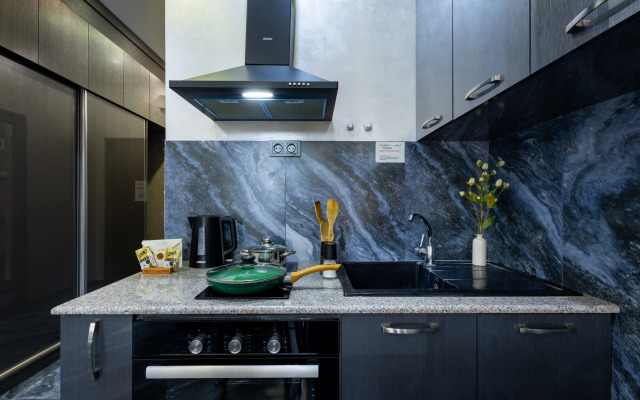 KeyGo #0018, 1 Bedroom, Near St. Sarkis Church Apartments