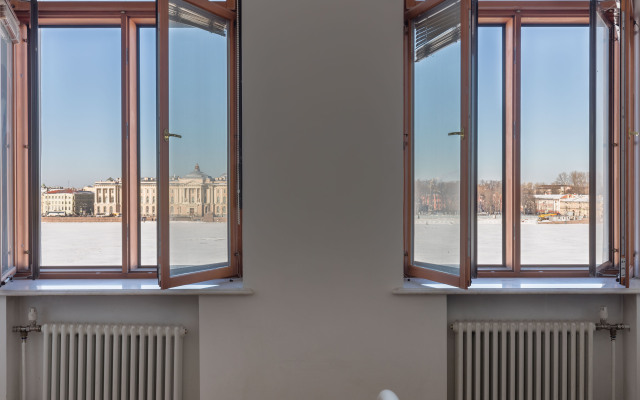 Апартаменты a.m. Rooms Neva River View (Angliyskaya Naberezhnaya)