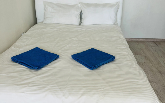 U Muzeya Yantarya Flat
