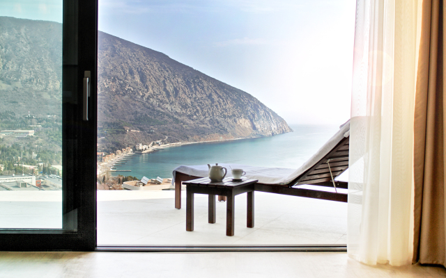 Apartments Gurzuf Riviera SPA and Residences, Riviera building