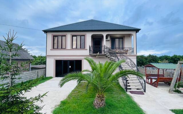 Riverside Cottage Poti Hotel