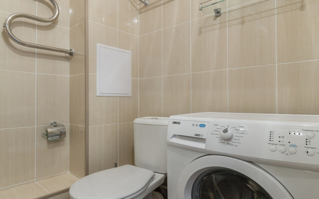 Admirala Cherkova 18/1 Flat
