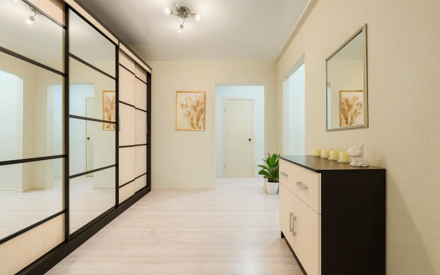 Квартира полноценная двухкомнатная на Платона Кляты 25