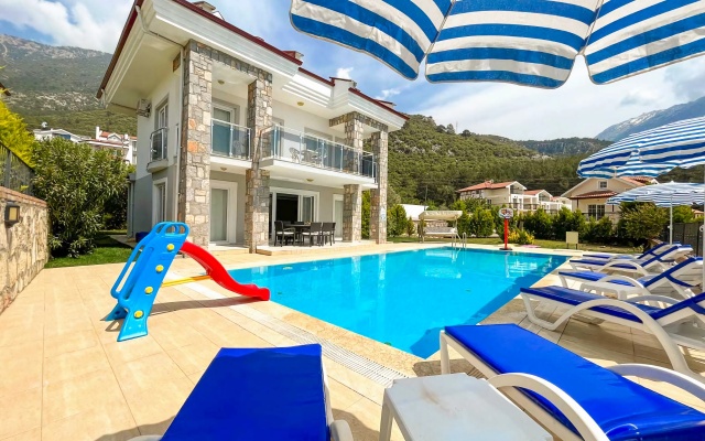 Rena Villaları - Spacious and Private Pool Villa in Oludeniz Villa