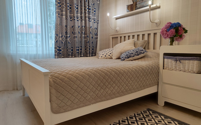 Uyutnaya u ozera Tikhoe Flat
