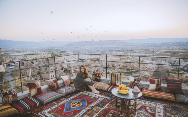 Helike Cave Suites