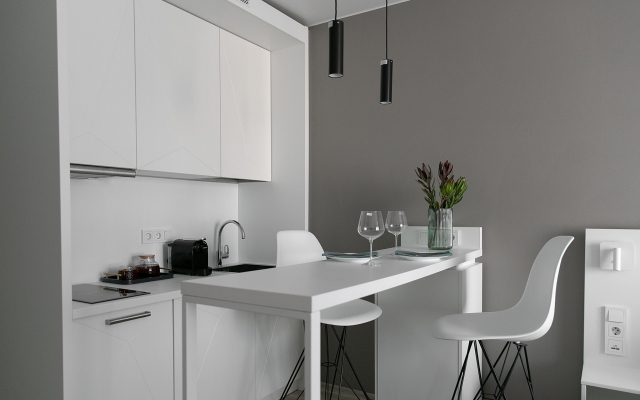 MyhomeYourhome Na Salova 61 Apartments