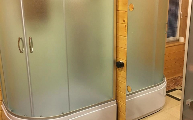 Частный дом Дом у озера