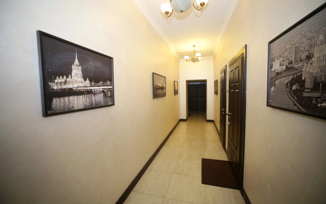 Stalinskiy Ampir Apartments