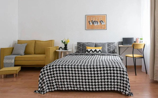 V Tikhom Istoricheskom Tsentre Flat